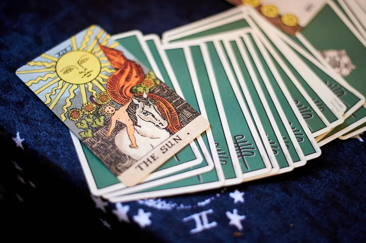 Curso Tarot com Magia Natural (Pri Ferraz) – Baixe Agora!