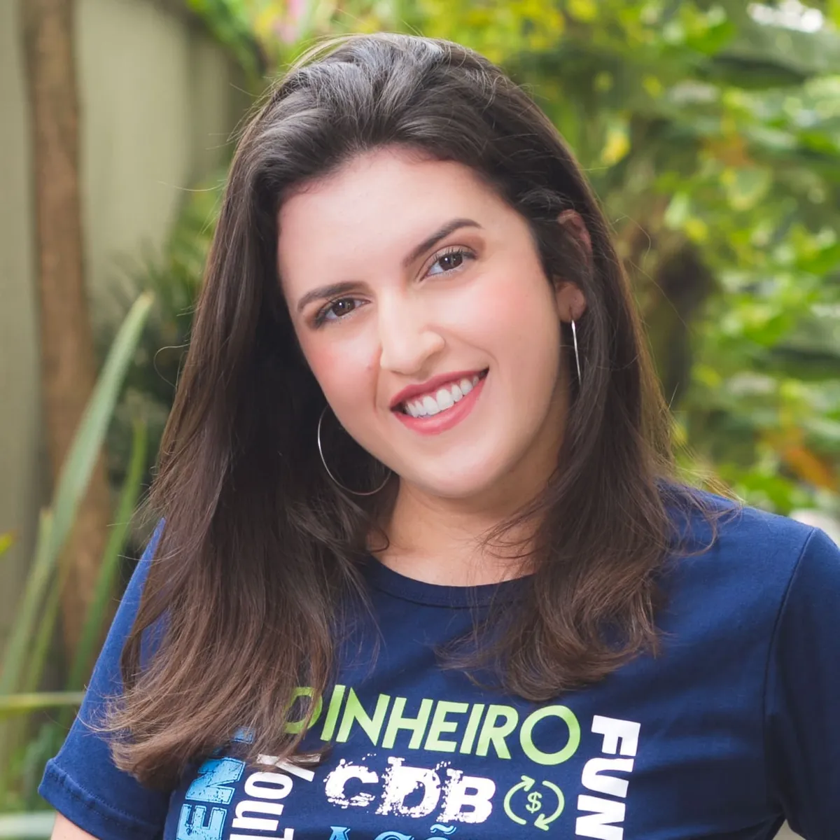 Baixar Curso Yubb Débora Duarte: Invista em FIIs e Renda Passiva