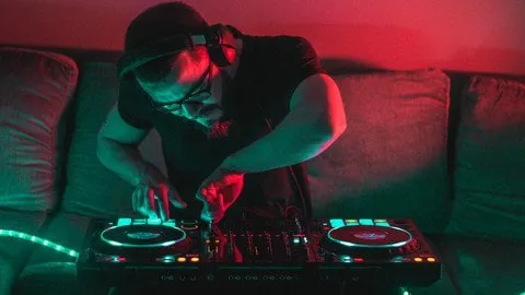 Capa: Curso DJ DDJ 400 Rekordbox 6: Baixe Agora!