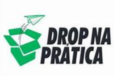 Homem sorrindo alcançando um objetivo financeiro milionário com o curso Drop Na Prática