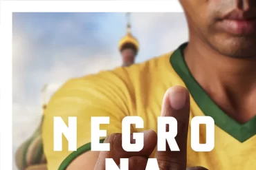 Livros de Raiam Santos em um ambiente de estudo organizado