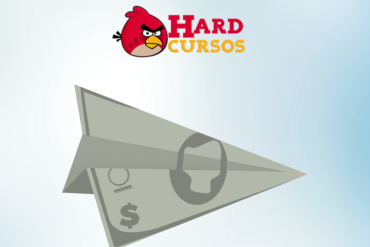 Lucas Cardoso, autor do curso Milionário com Passagens Aéreas, demonstrando sucesso financeiro.