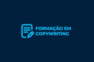 Ícaro De Carvalho ensinando copywriting, com materiais de estudo e notas de conversão.