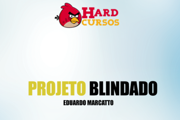Eduardo Marcato apresentando o método Projeto Blindado para gestão e crescimento de empresas